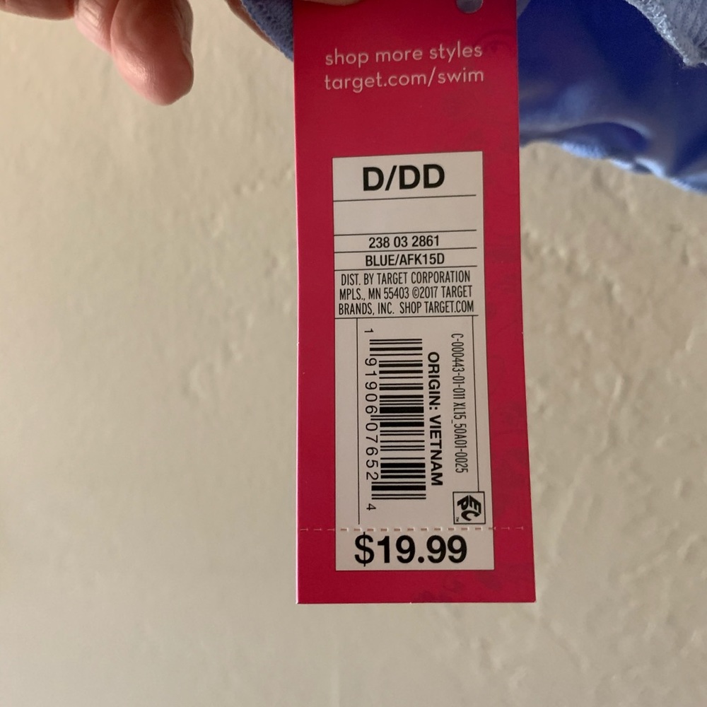Bathing suit top never worn with tags - Picture 4 of 4
